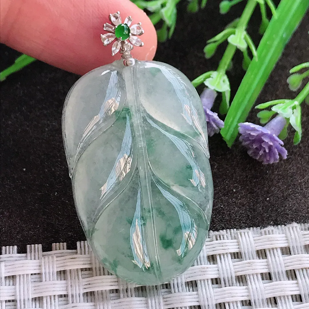 实拍A货翡翠36.5/24/5.5老坑18k金镶嵌冰种飘花叶子吊坠翡翠挂件