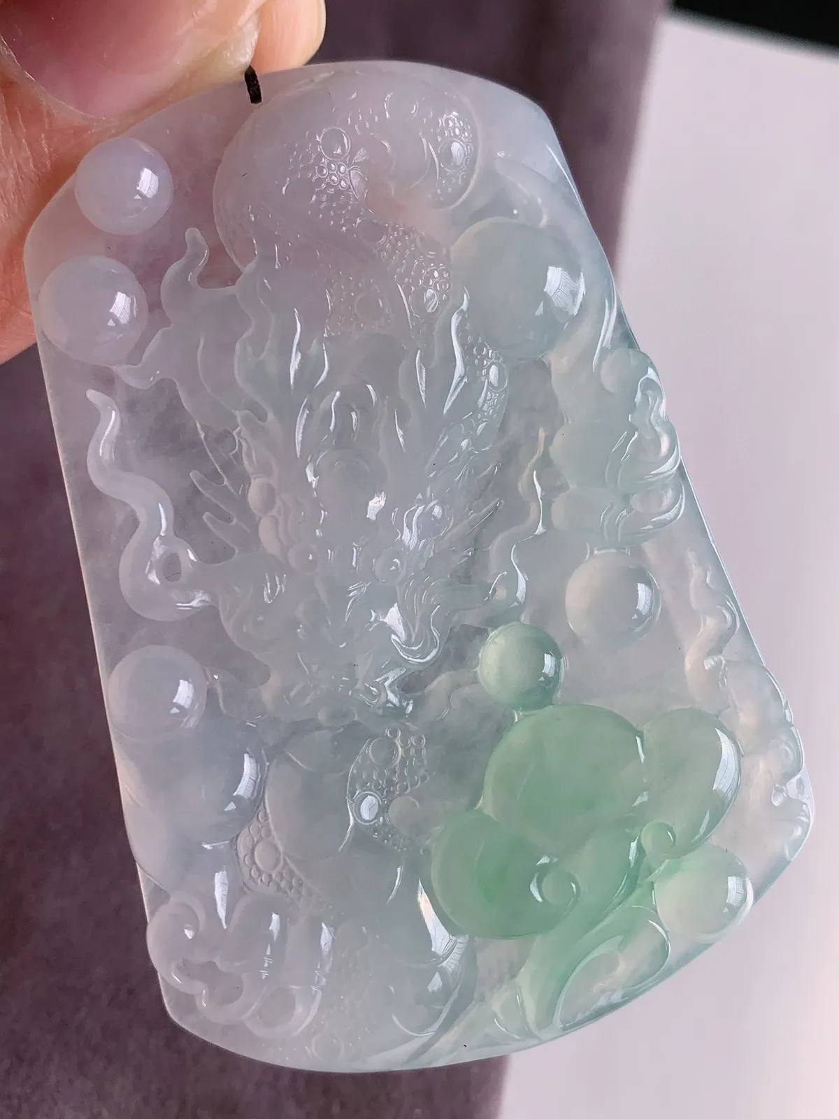 冰飘绿大龙牌，尺寸：60.8/41.2/5.5