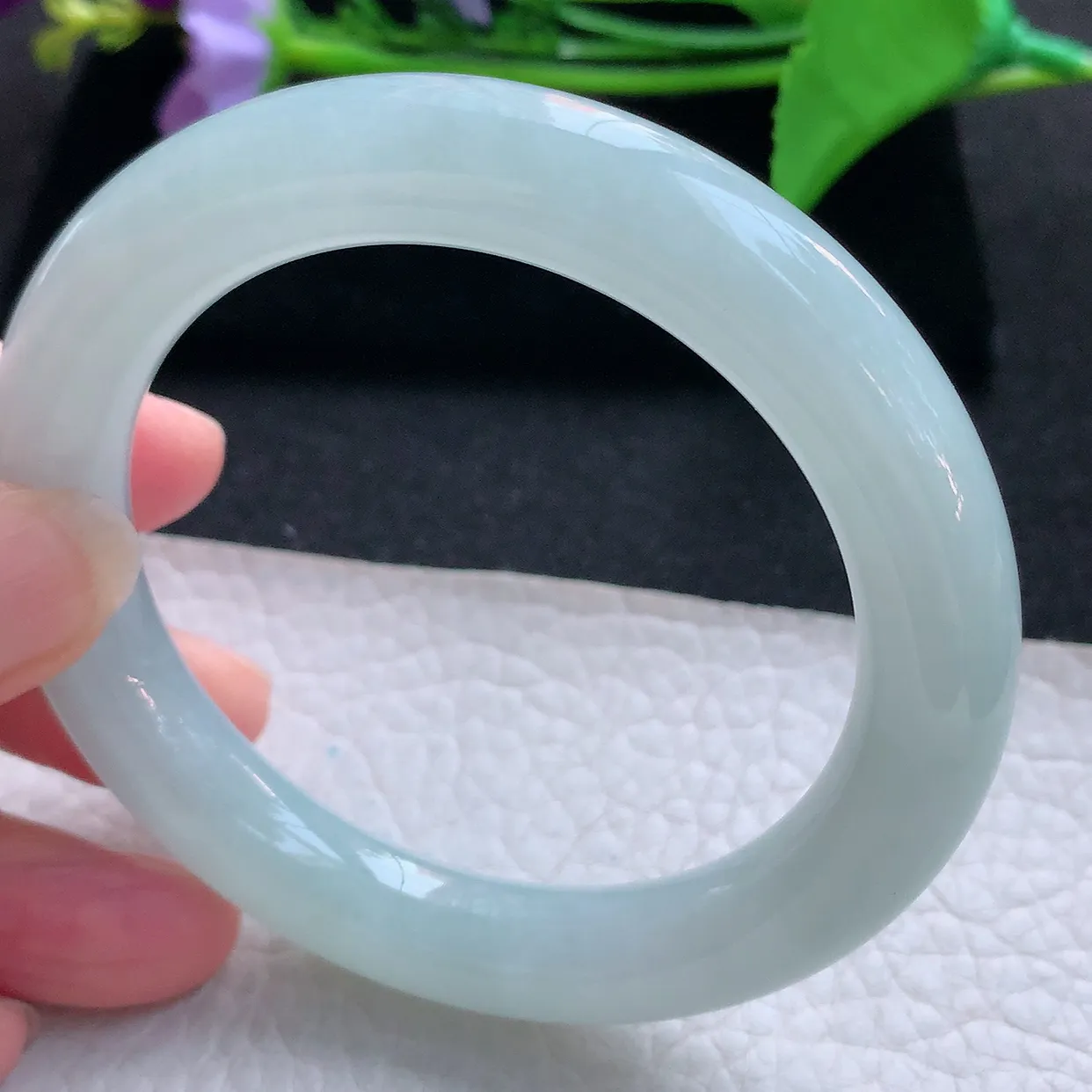 xc实拍57*10.5美人镯 天然缅甸翡翠玉手镯纯美水润圆条玉手环