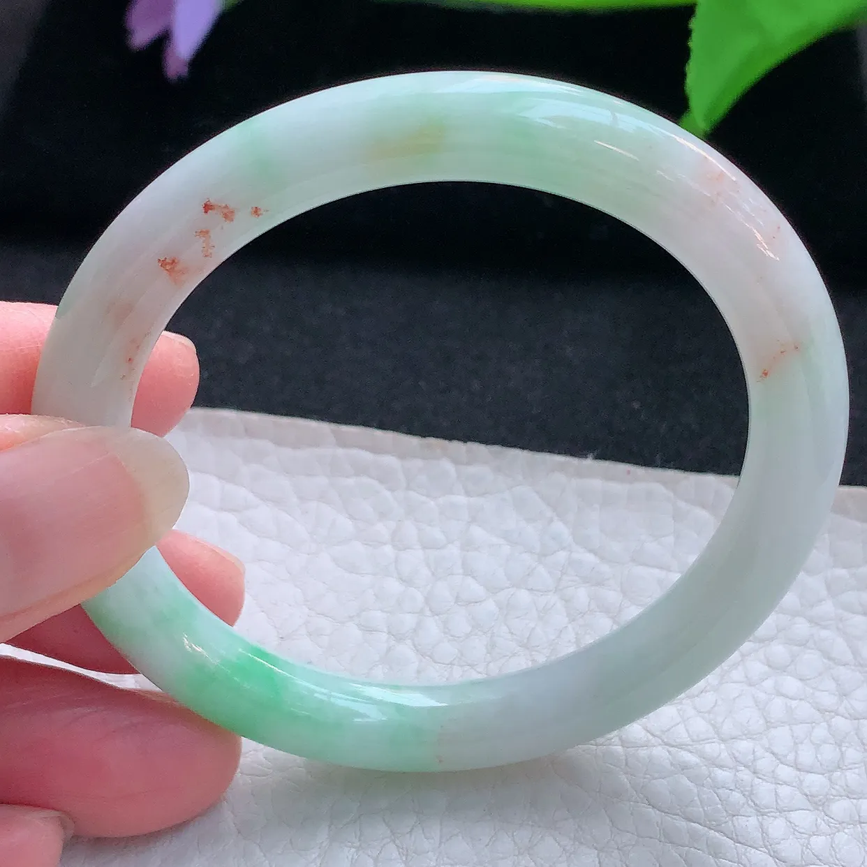 n实拍52.5*8美人镯 天然缅甸翡翠玉手镯三彩水润秀气圆条玉手环 叮当镯