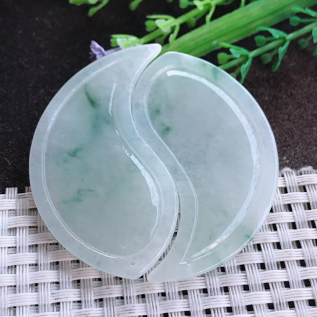 实拍A货翡翠52.2/26.5/5.6老坑秀气温润飘花龙凤对吊坠翡翠龙凤牌挂件