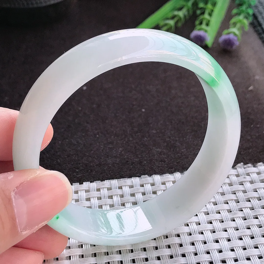 实拍翡翠A货59/16/6.8老坑冰润飘阳绿轮胎手镯翡翠玉镯女款百搭