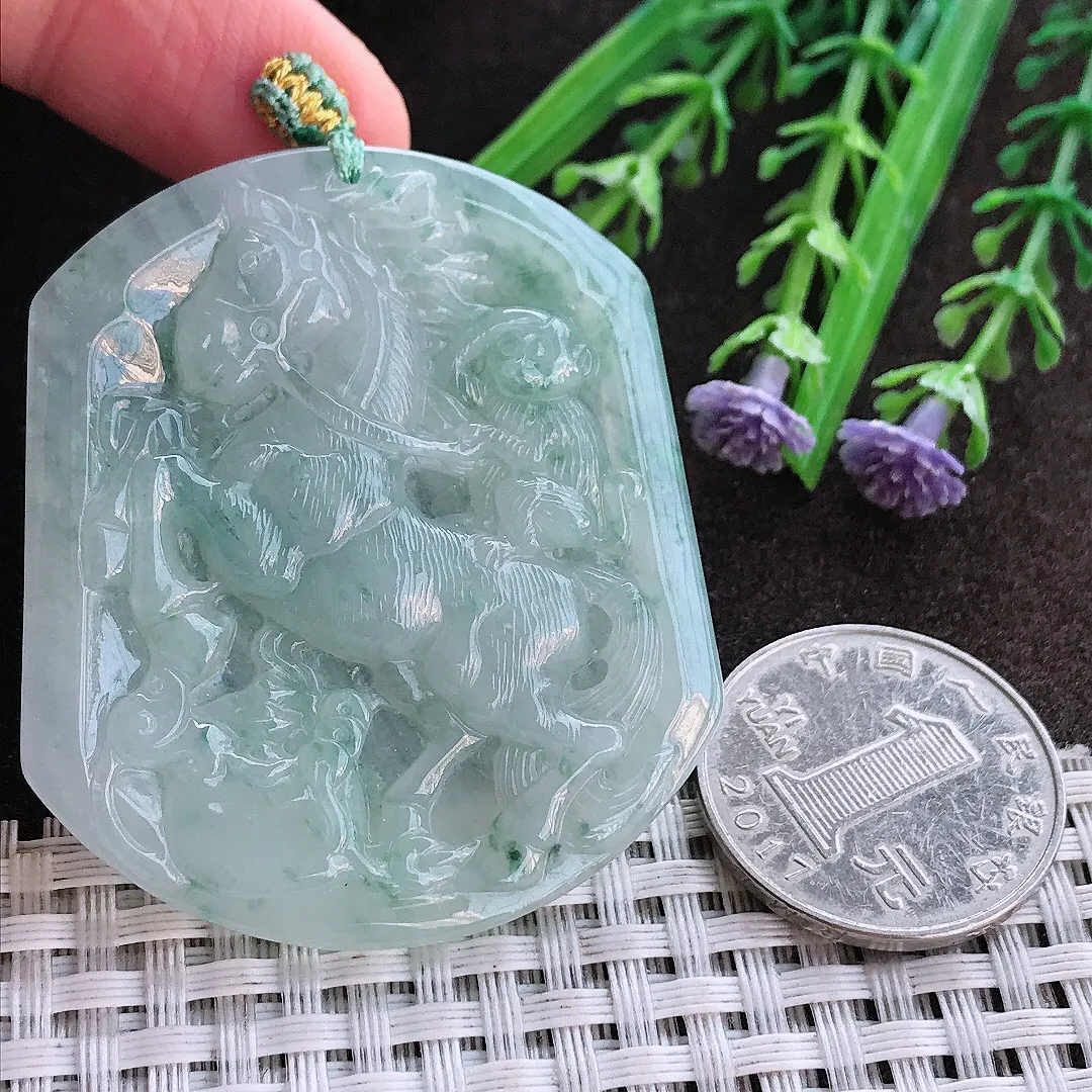 实拍A货翡翠51.8/45/5.3老坑冰胶水灵飘花生肖马马上封侯吊坠翡翠挂件