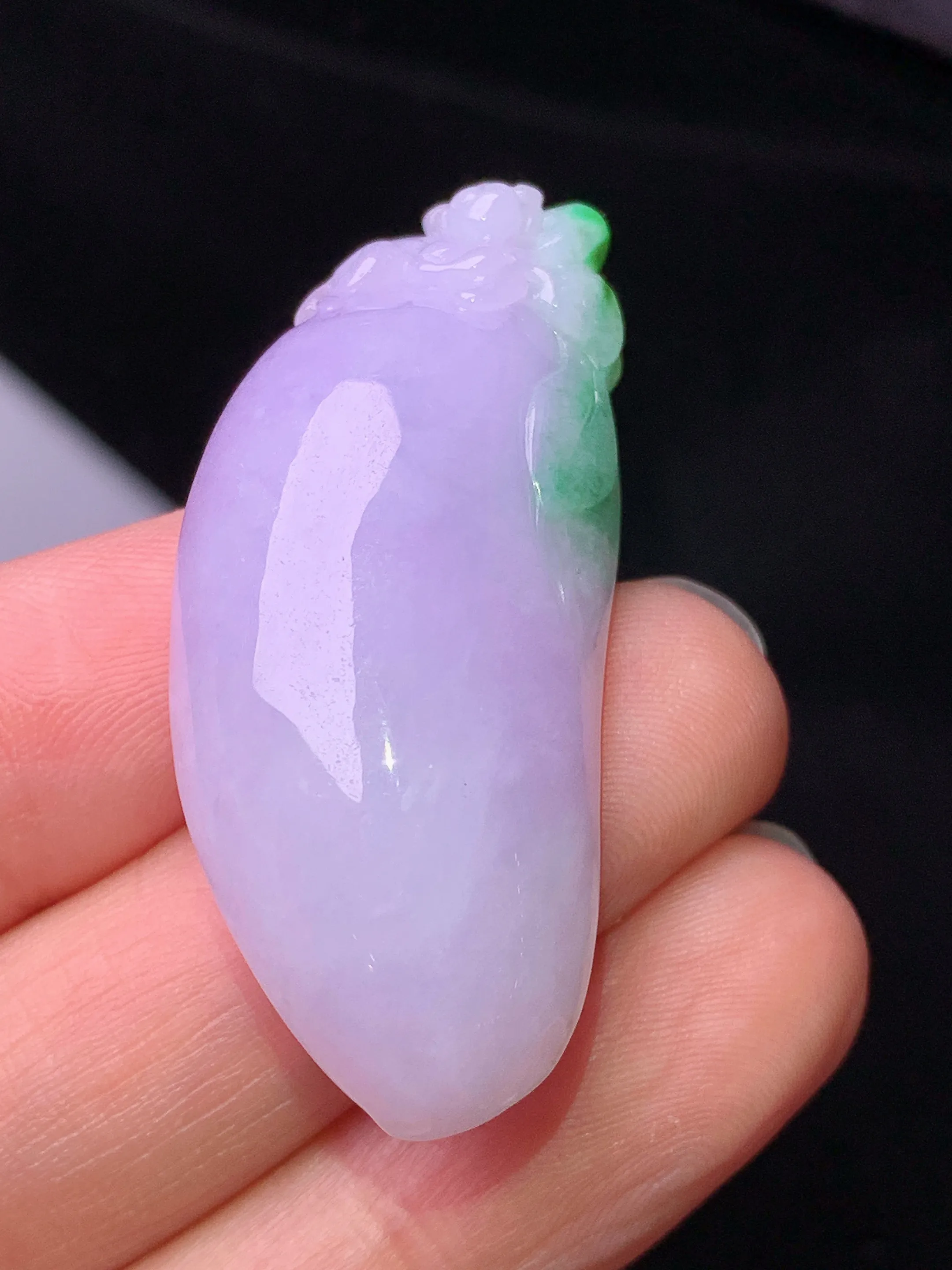 紫罗兰福瓜吊坠 玉质细腻 色泽艳丽清新 整体尺寸42*18.3*11