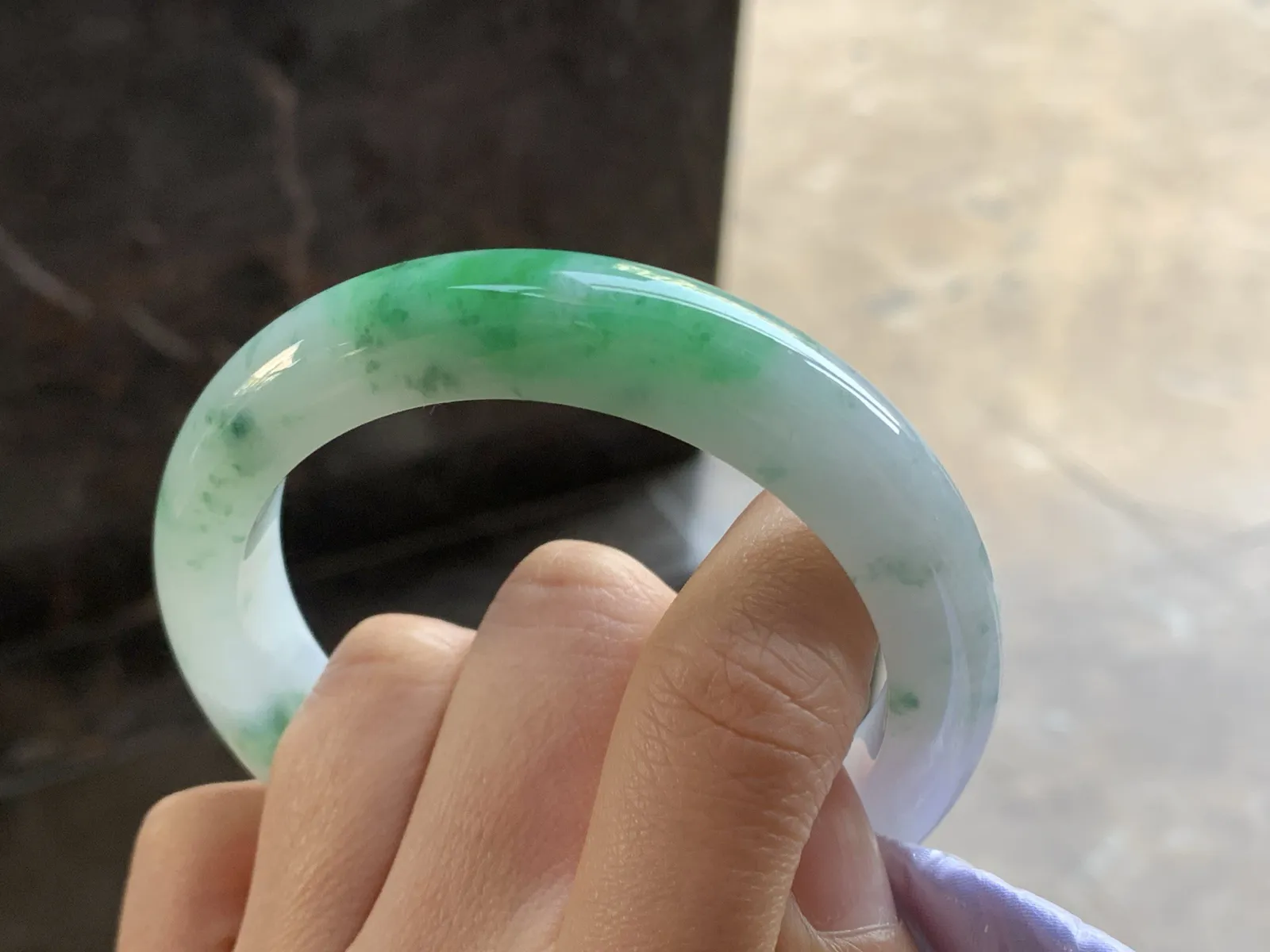 56-12.6-9.2

带色手镯^_^色阳