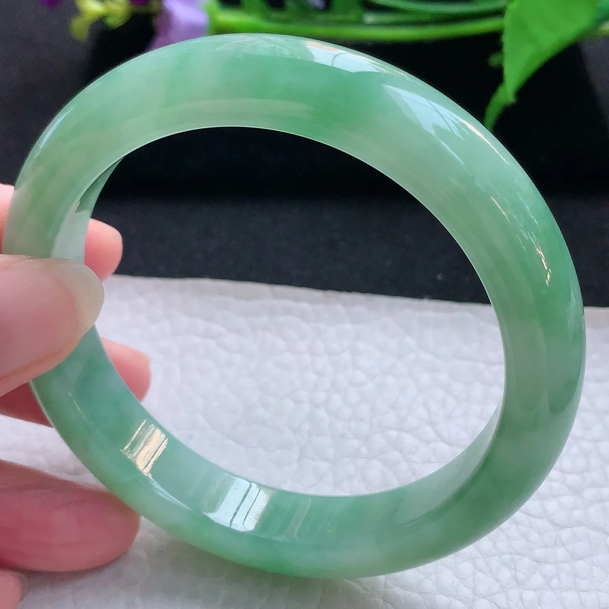 xc大圈口60*12.6*9.3平安镯 天然缅甸翡翠玉手镯冰绿厚装宽边玉手环