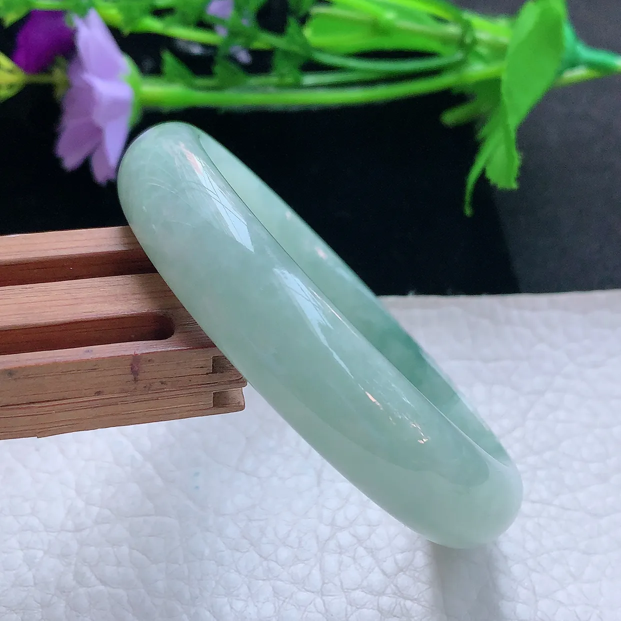 js实拍56.5*12.6*6.6平安镯 天然缅甸翡翠玉手镯清新飘绿宽边玉手环