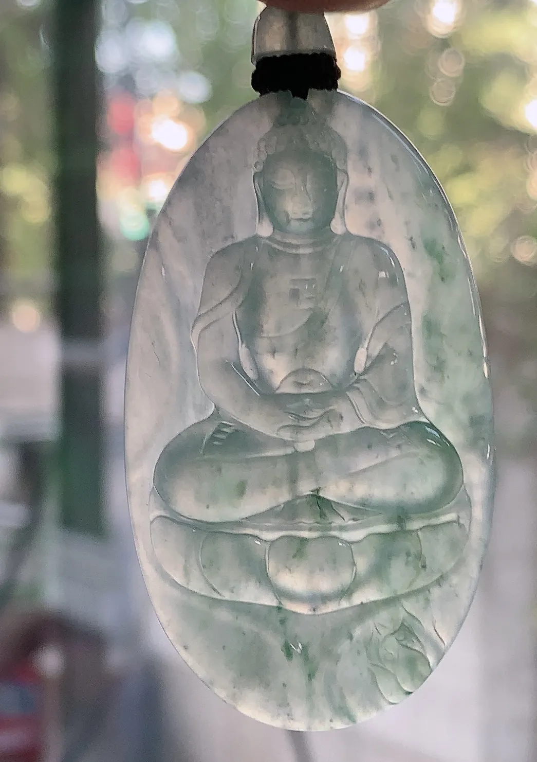 yl实拍55*31.5*5.6缅甸翡翠冰晴大日如来玉吊坠 吉祥项坠