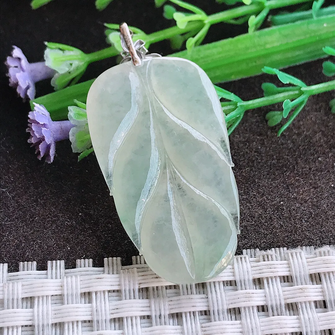 实拍A货翡翠34.8/20/4.8老坑18k金镶嵌冰晴叶子吊坠翡翠挂件