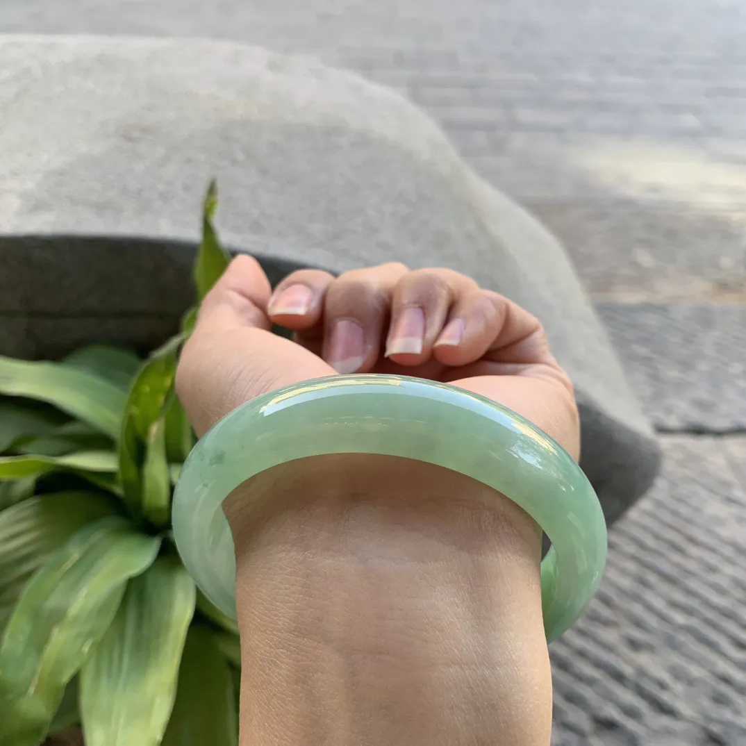 宽版大圈口 63.7-14.5-8.6【芙蓉绿正圈手镯】正圈63 64可戴