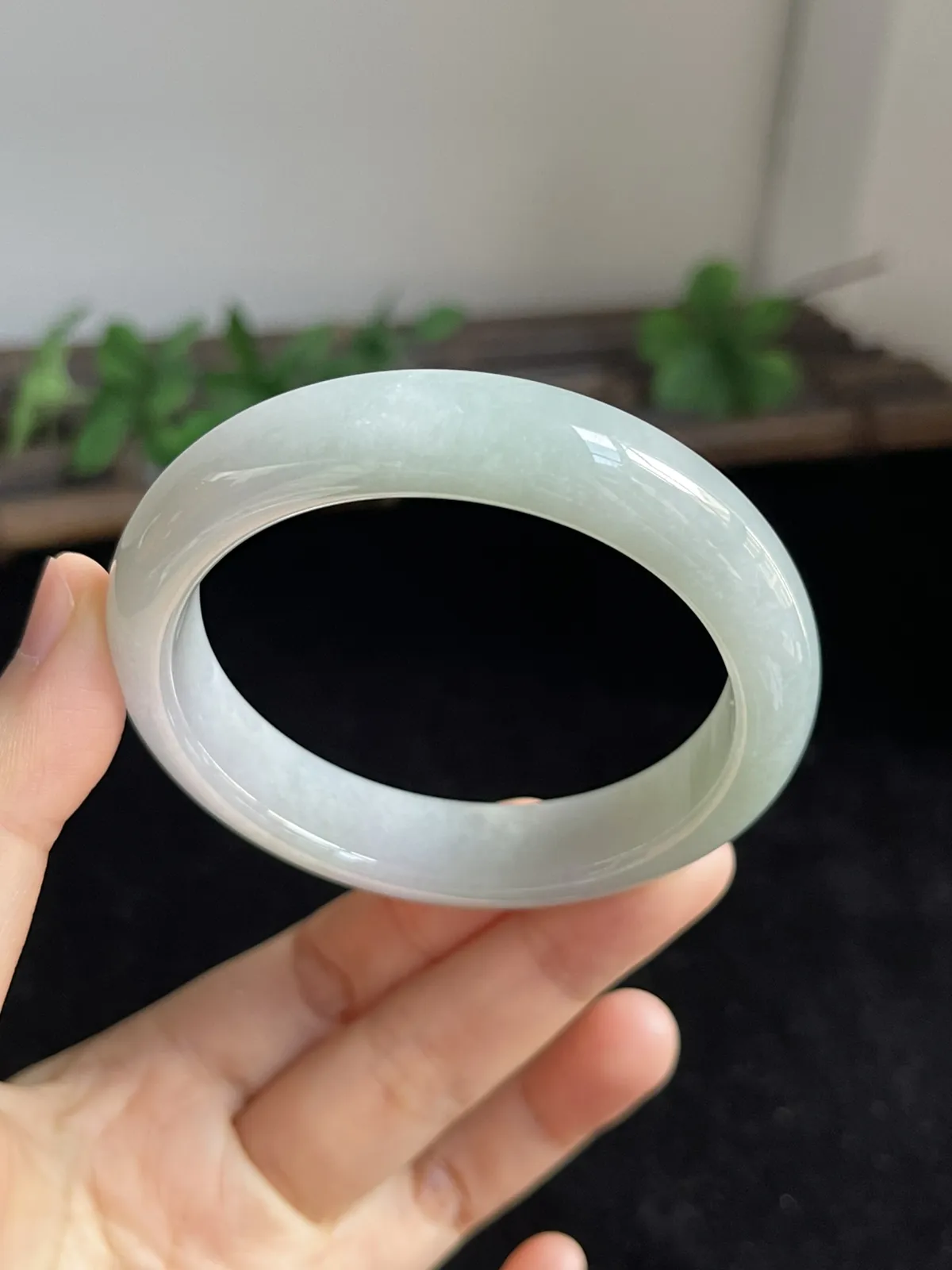 正圈54.4圈口，翡翠冰糯种白色手镯