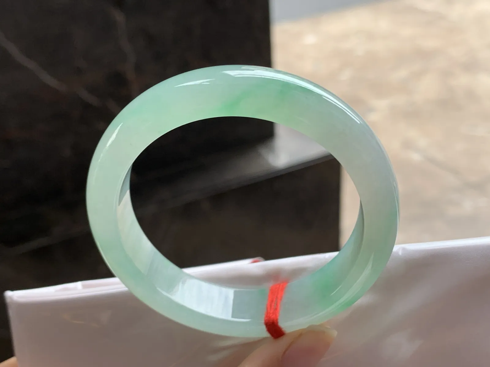 54.5-13-8

晴绿手镯^_^清新 冰透