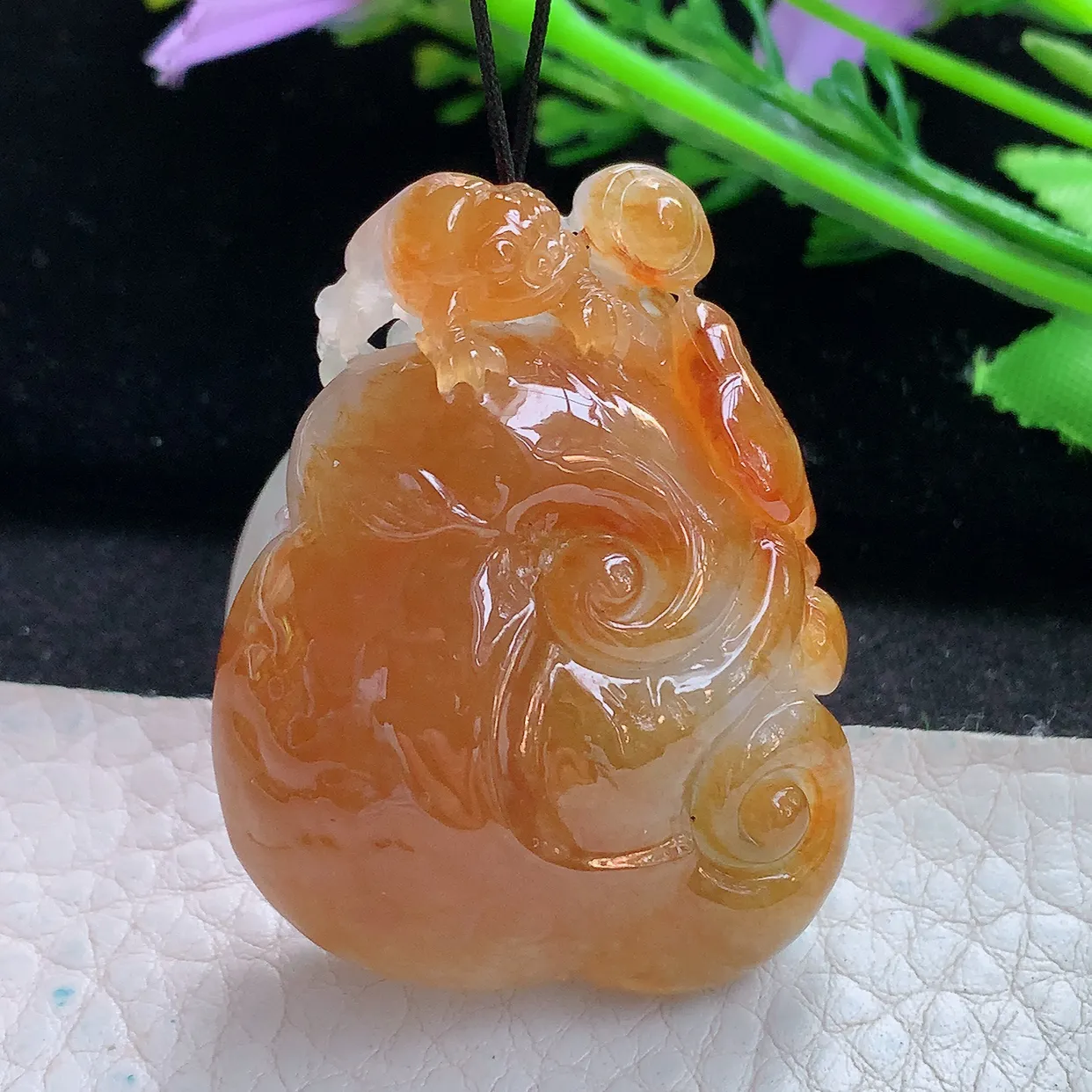 lz实拍44.2*33.9*16.5特色缅甸翡翠精雕冰双彩招财如意玉项坠 玉挂件