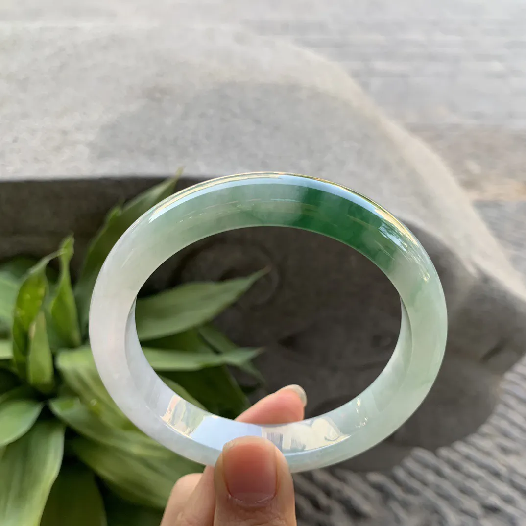 大圈口62.8-13.2-9.1 【飘绿正圈手镯】正圈62 63可戴