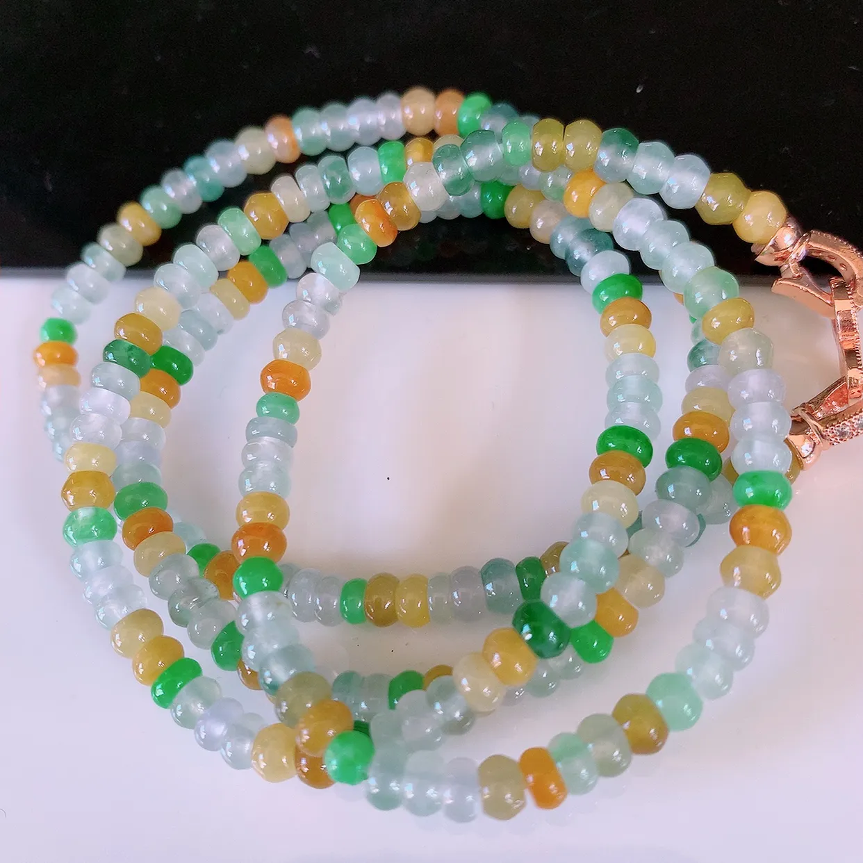 自然光实拍，冰种多宝翡翠项链，冰多彩翡翠珠链，颜色丰富，料子细腻，高档大气，自戴送礼佳品！#001.