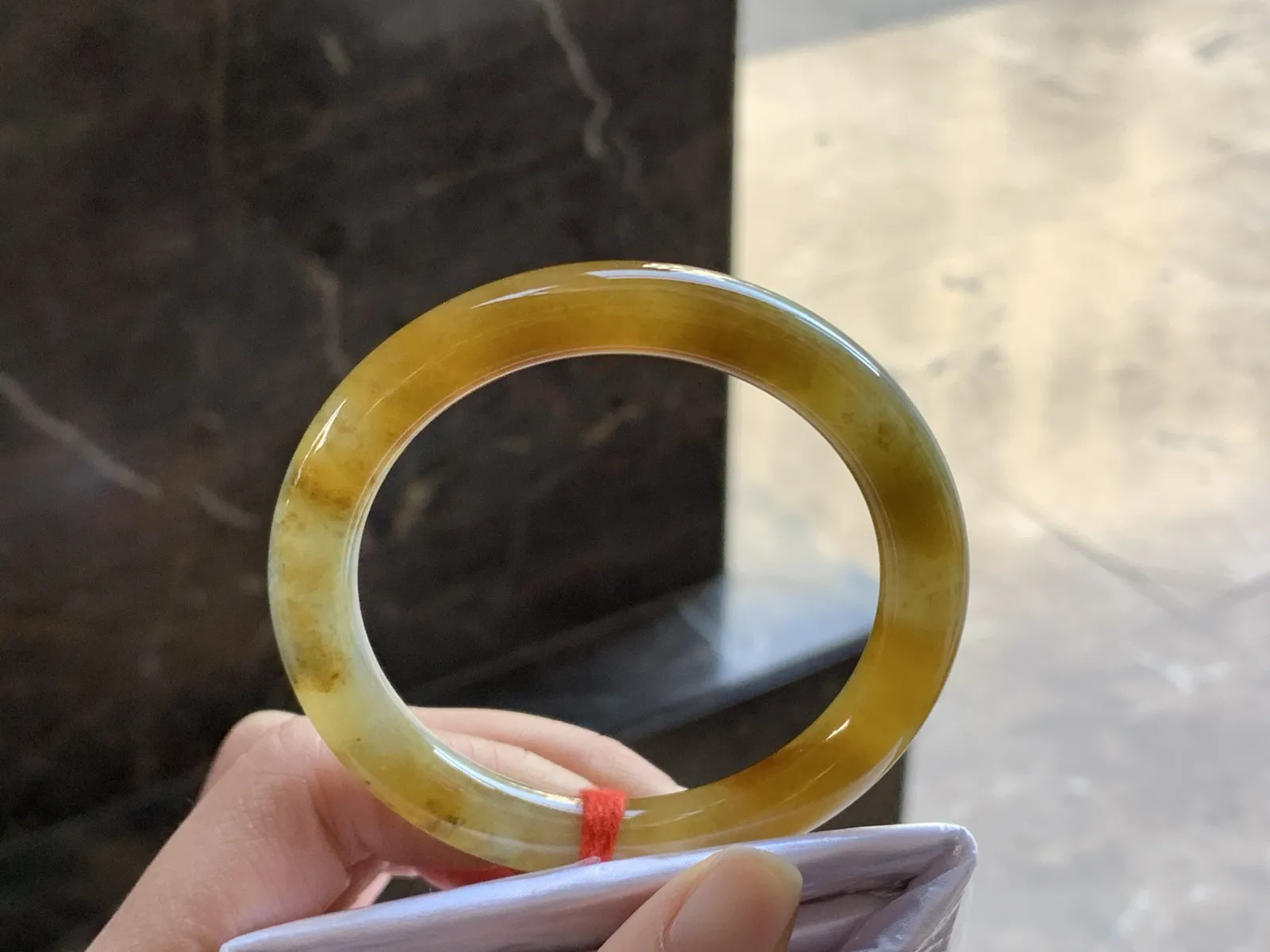 53-8.6

红翡圆条手镯^_^起光