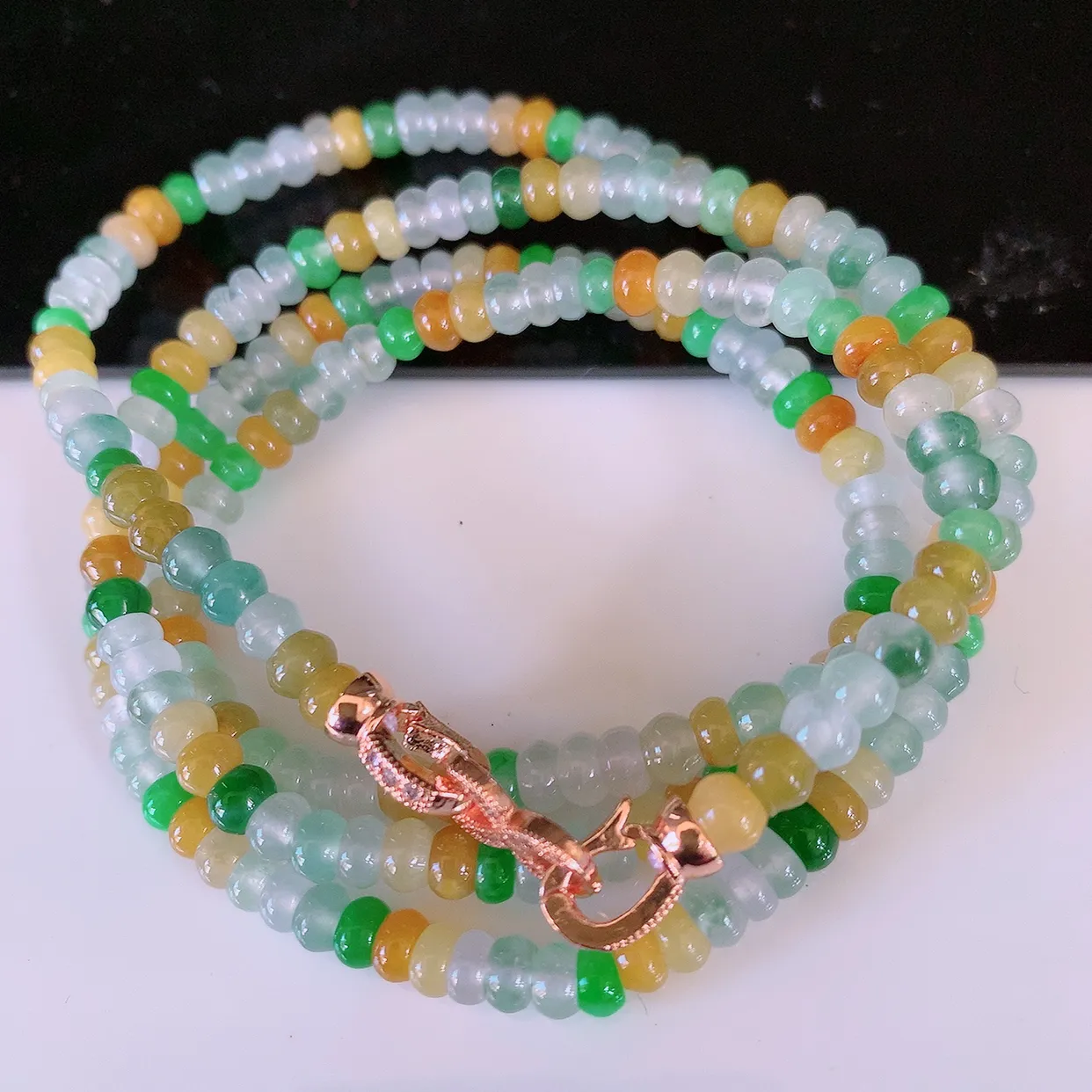 自然光实拍，冰种多宝翡翠项链，冰多彩翡翠珠链，颜色丰富，料子细腻，高档大气，自戴送礼佳品！#001.1取一尺寸4.5