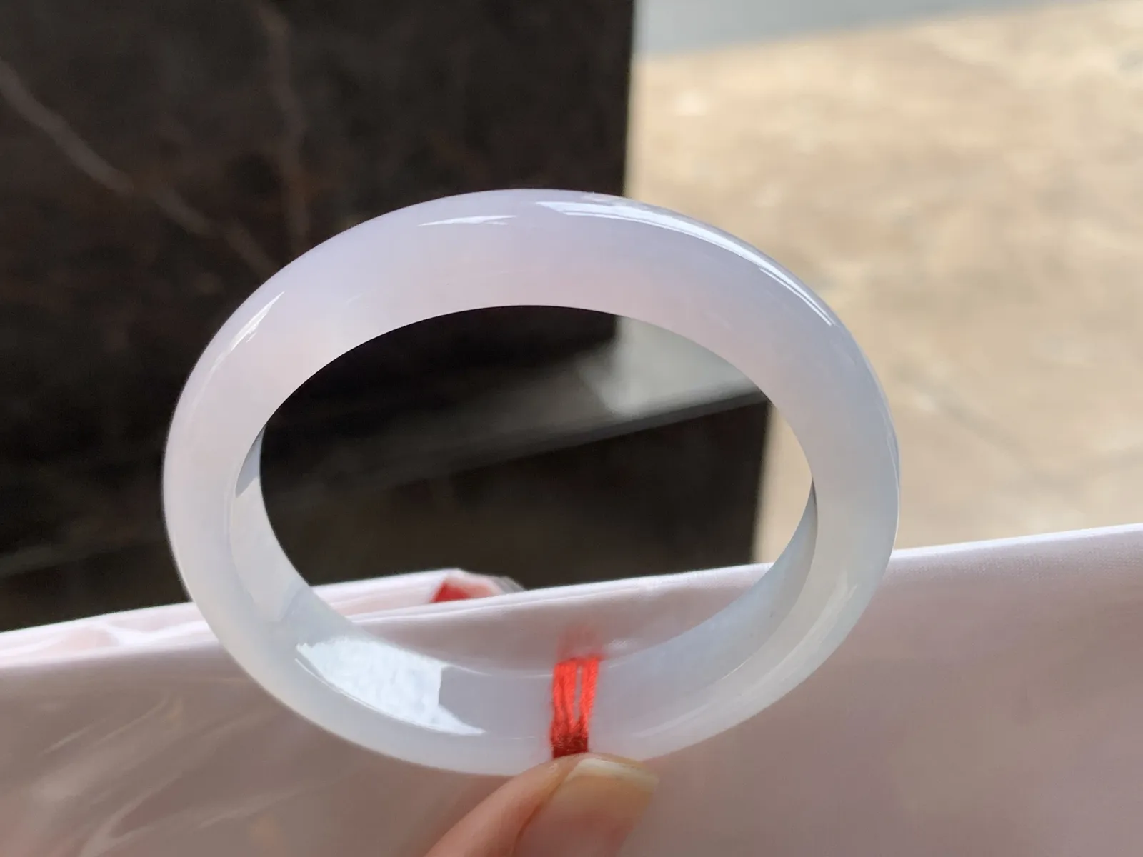 53-10.7-7.3

冰紫贵妃手镯^_^清新冰透 正圈50 51可以带