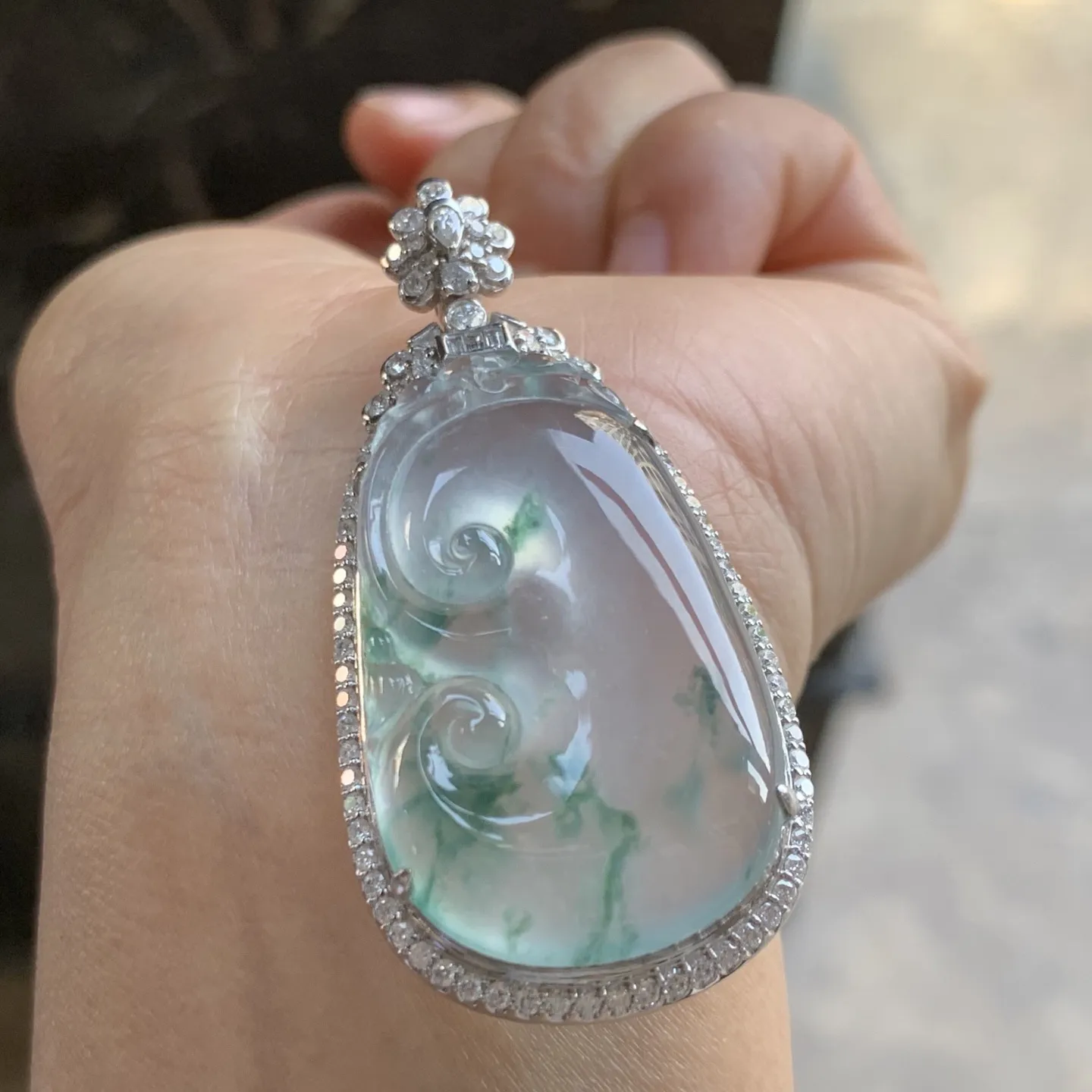 冰种飘花如意 冰透莹润 18K金镶嵌