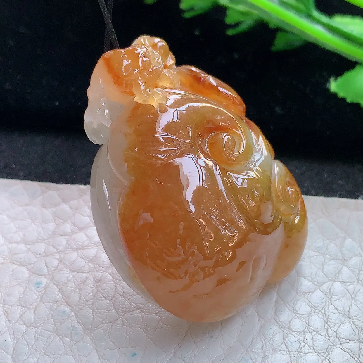 lz实拍44.2*33.9*16.5特色缅甸翡翠精雕冰双彩招财如意玉项坠 玉挂件