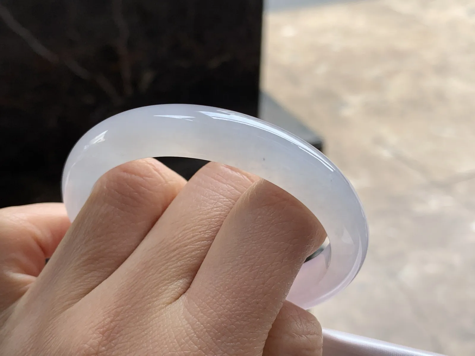 53-10.7-7.3

冰紫贵妃手镯^_^清新冰透 正圈50 51可以带