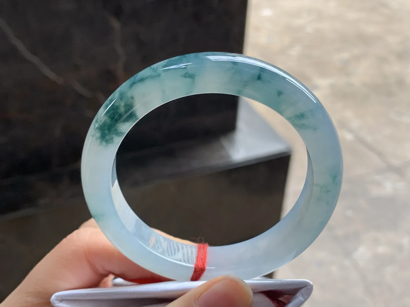 56-12-9

蓝花手镯^_^飘花灵韵