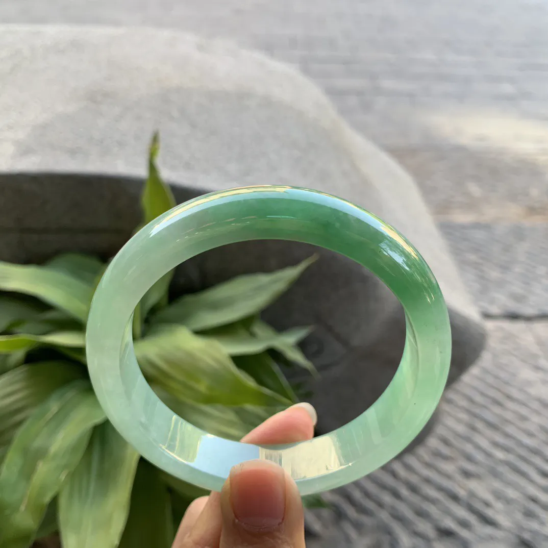 宽版大圈口 63.7-14.5-8.6【芙蓉绿正圈手镯】正圈63 64可戴