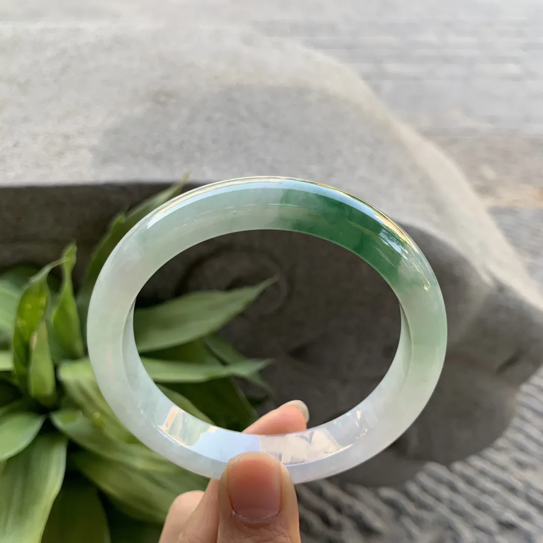 大圈口62.8-13.2-9.1 【飘绿正圈手镯】正圈62 63可戴