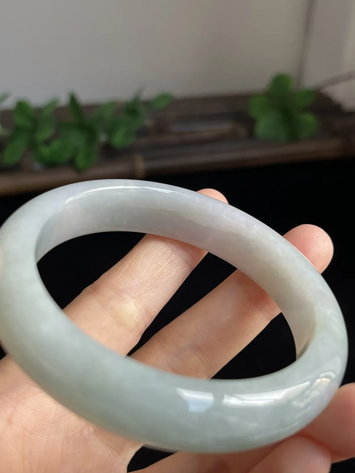 正圈54.4圈口，翡翠冰糯种白色手镯