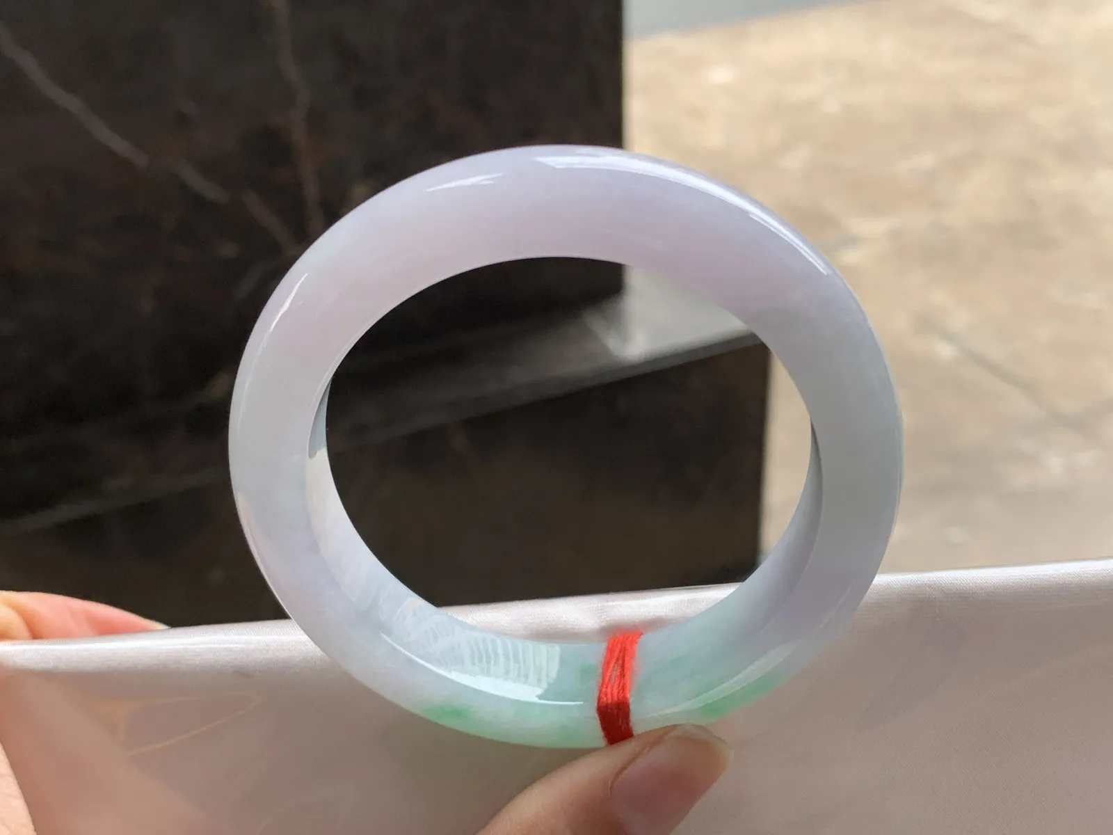 56-12.5-9.3

春带彩手镯^_^颜色好看 细腻