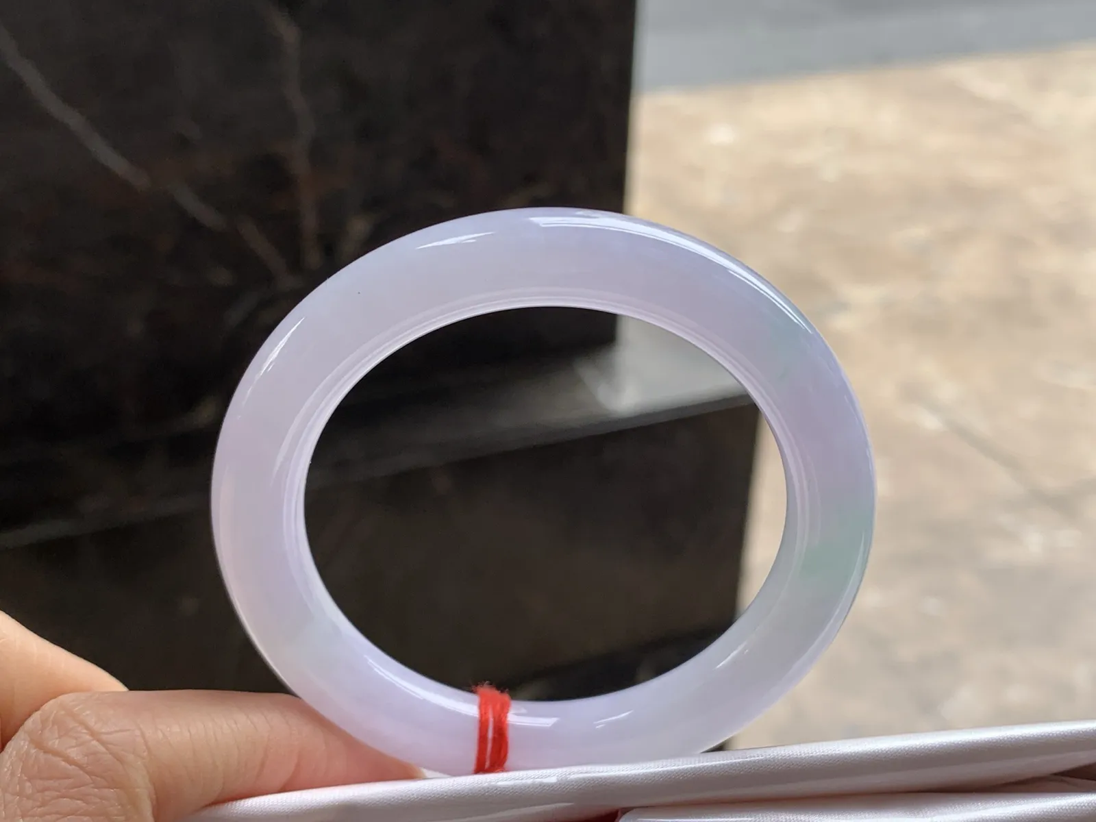 54-9.8

紫罗兰圆条手镯^_^玉质温润