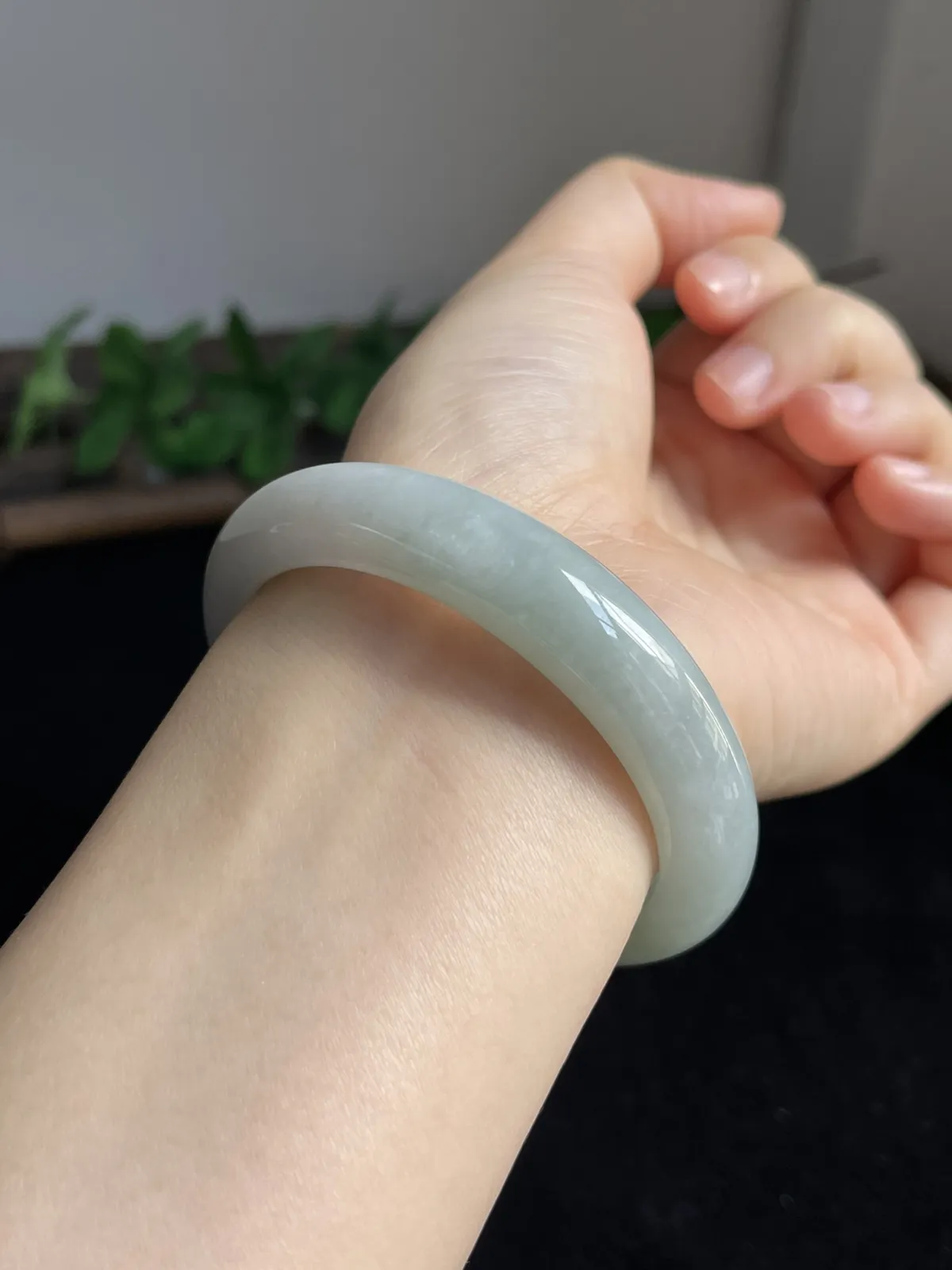 正圈54.4圈口，翡翠冰糯种白色手镯
