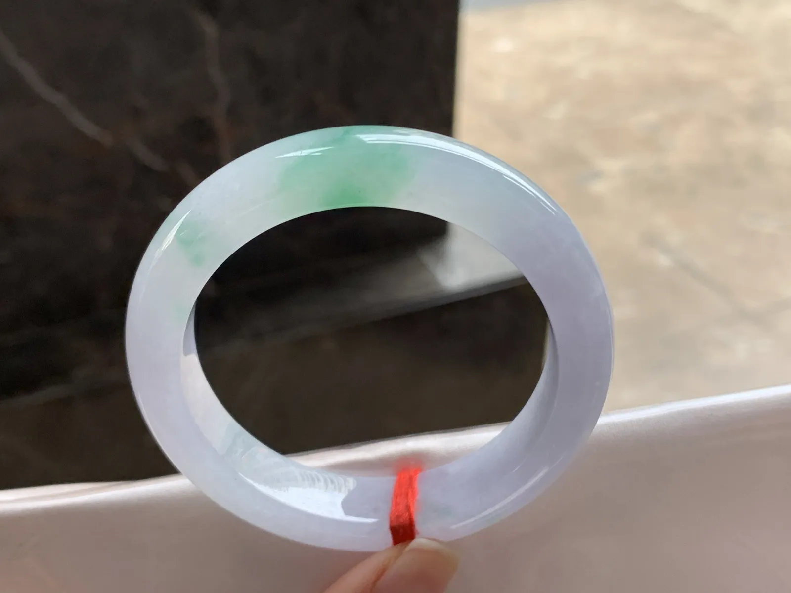 53.5-12-8.8

紫底绿花手镯^_^清新细腻