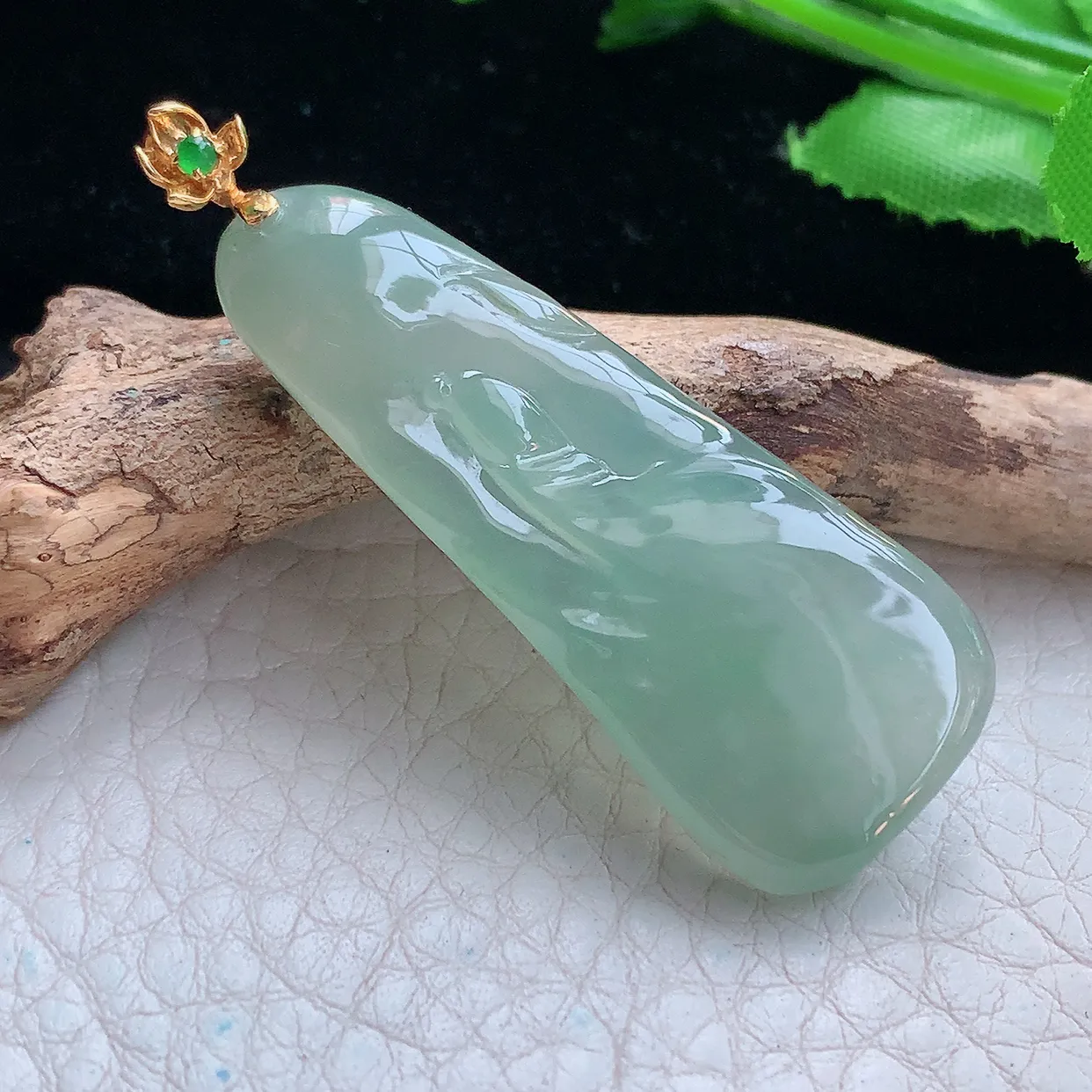 yl实拍45*18.6*7缅甸翡翠精雕冰晴悟道 佛祖玉项坠 玉挂件