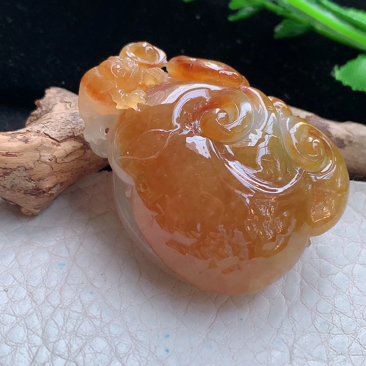 lz实拍44.2*33.9*16.5特色缅甸翡翠精雕冰双彩招财如意玉项坠 玉挂件