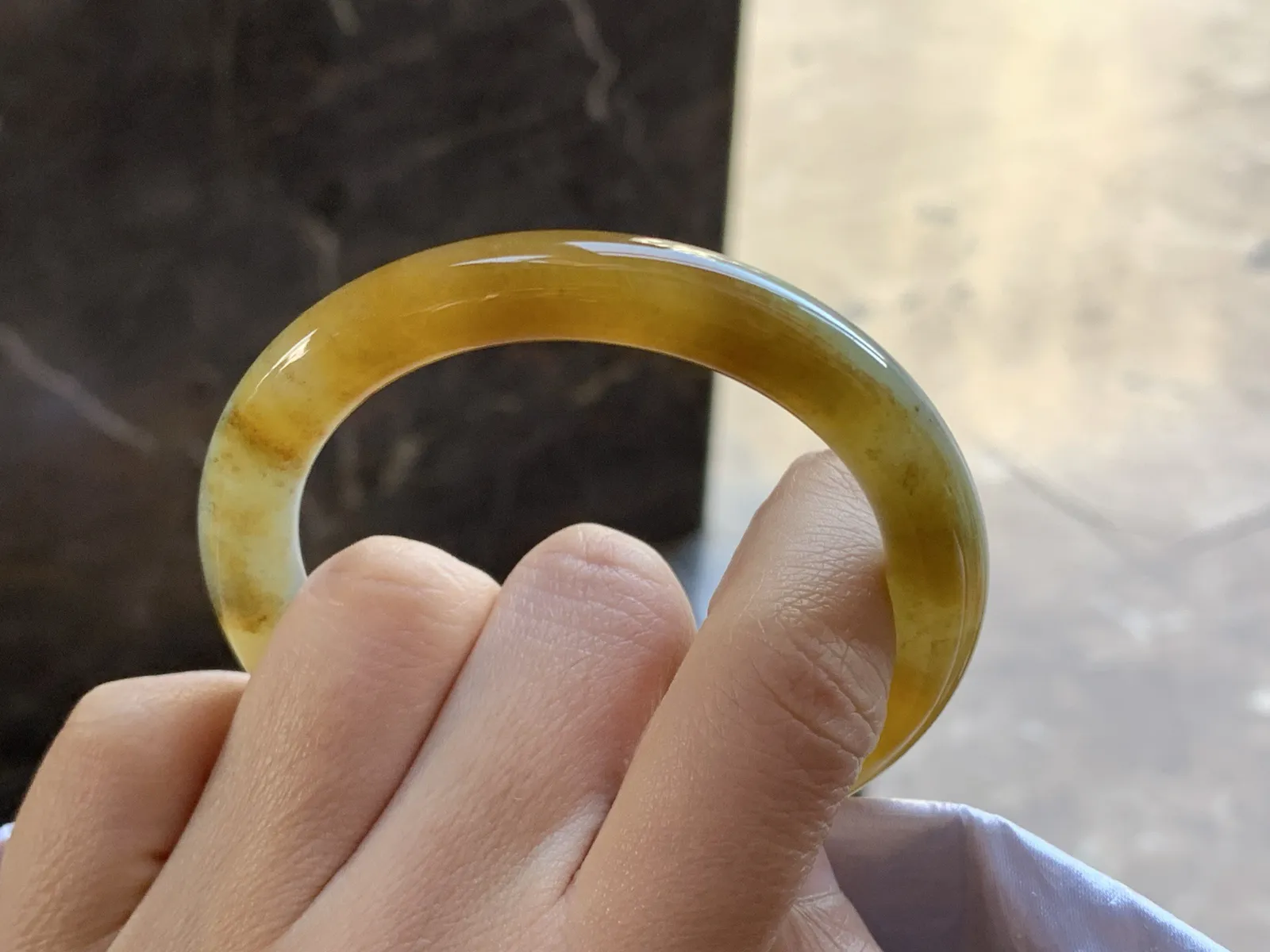 53-8.6

红翡圆条手镯^_^起光