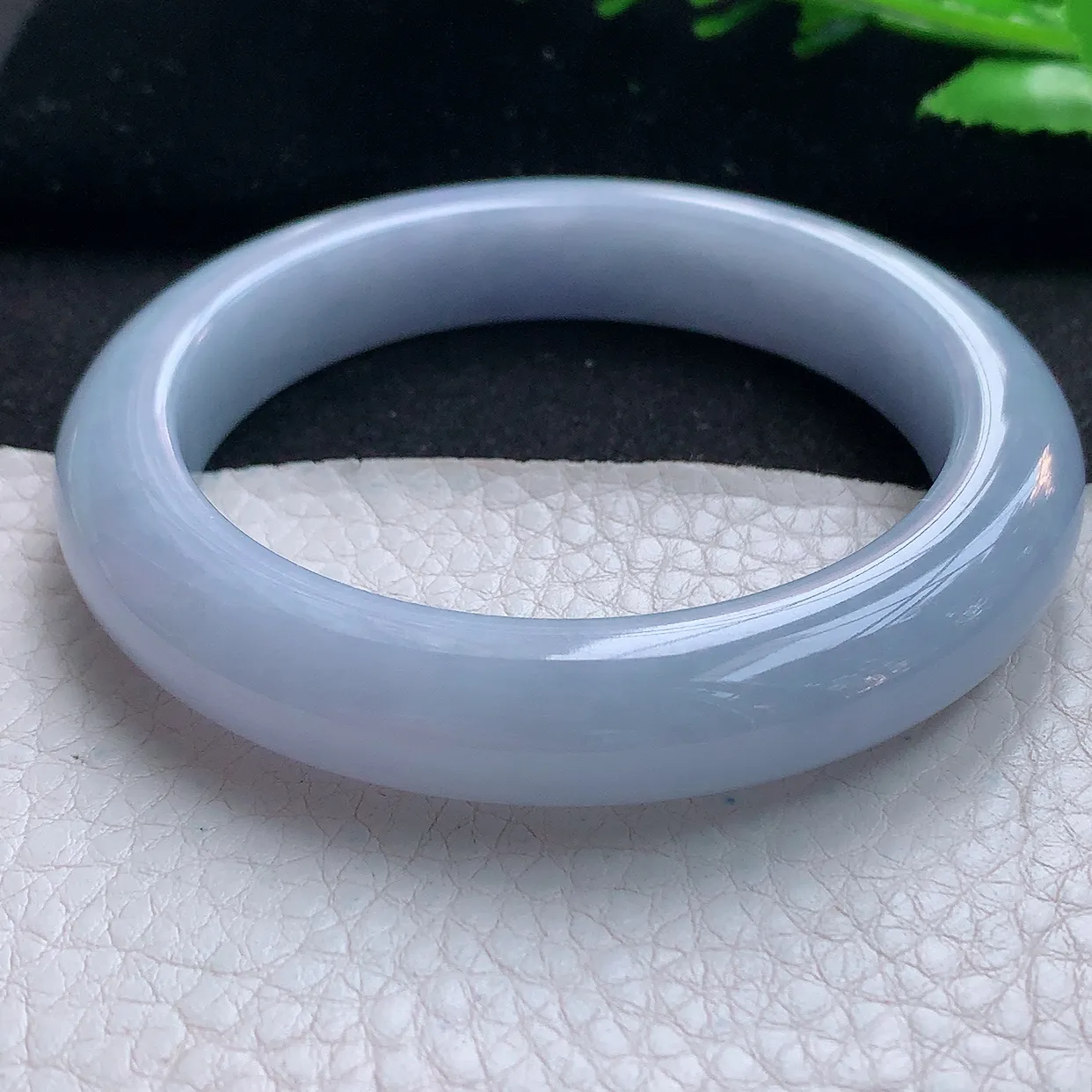 js实拍56*11.3*9.3平安镯 天然缅甸翡翠玉手镯紫罗兰宽边玉手环