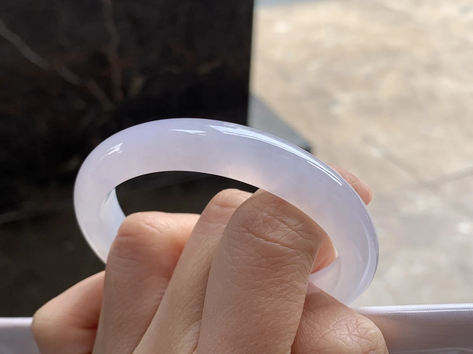 53-10.7-7.3

冰紫贵妃手镯^_^清新冰透 正圈50 51可以带