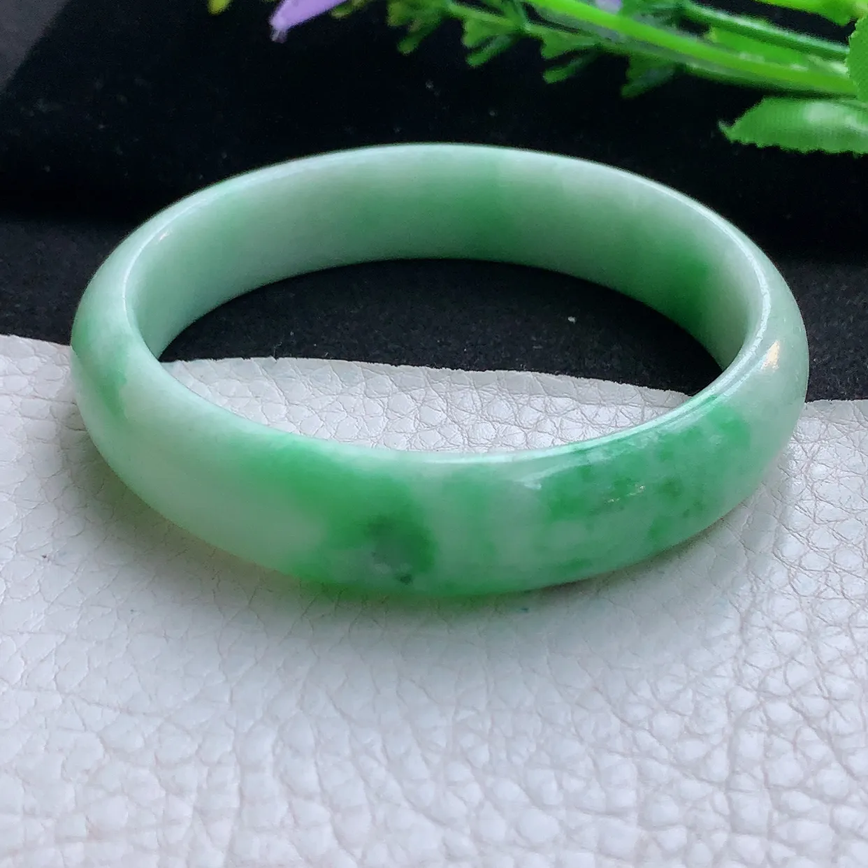 hh实拍58.5*13.8*7平安镯 天然缅甸翡翠玉手镯辣绿宽边玉手环