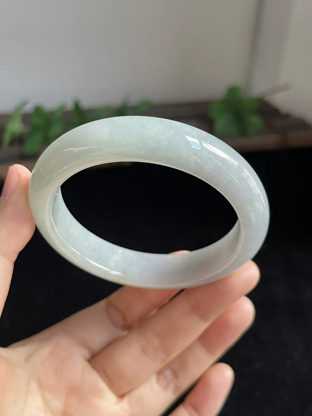 正圈54.4圈口，翡翠冰糯种白色手镯