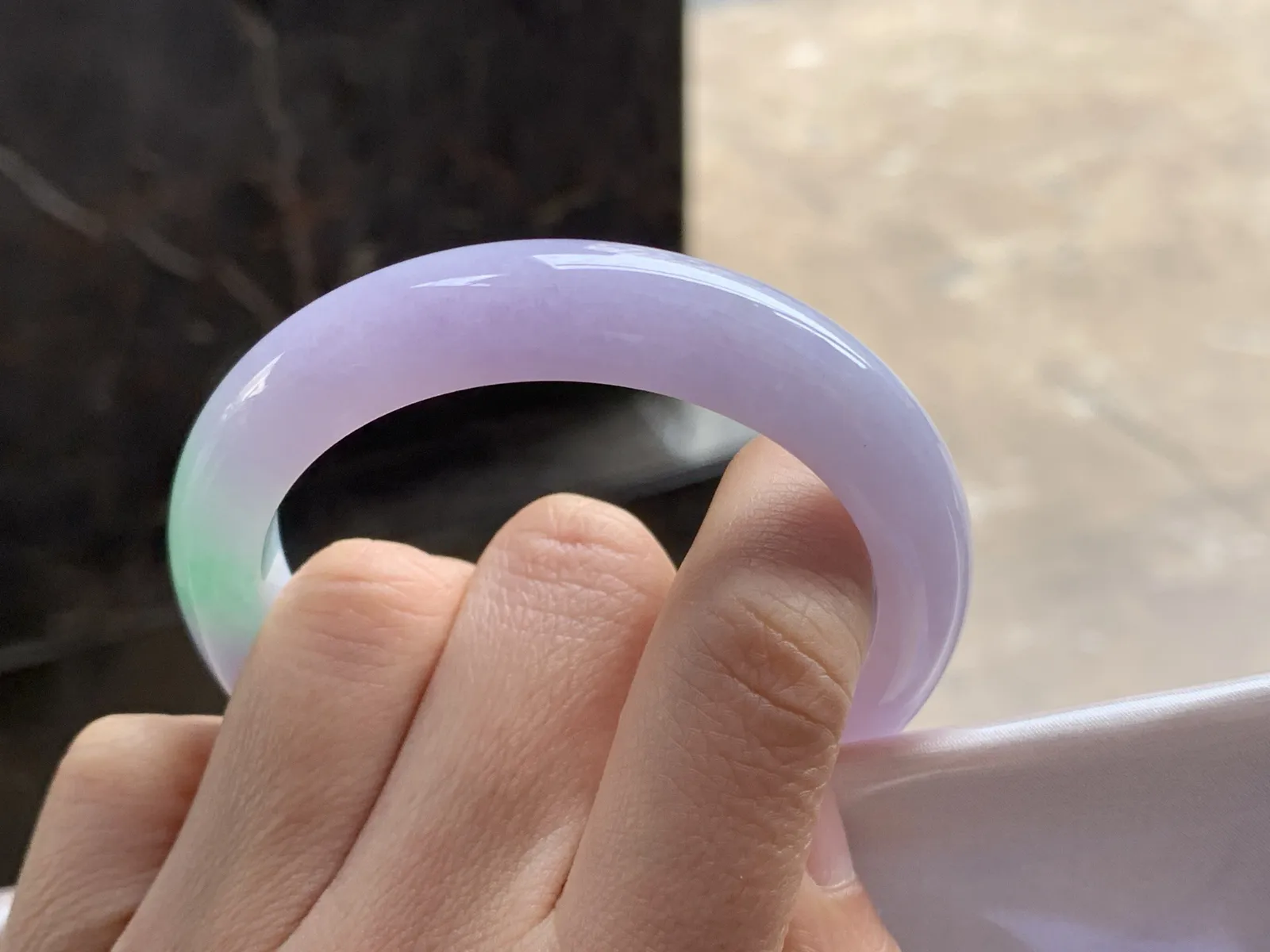 51.5-10.6-8.1

春带彩手镯^_^鲜艳 浓郁细腻