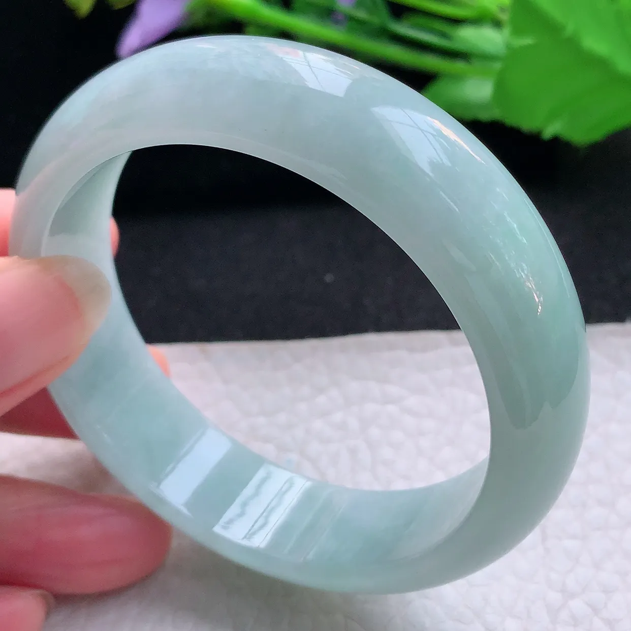 js实拍56*16.2*7.5轮胎镯 天然缅甸翡翠玉手镯浅绿大方宽边玉手环