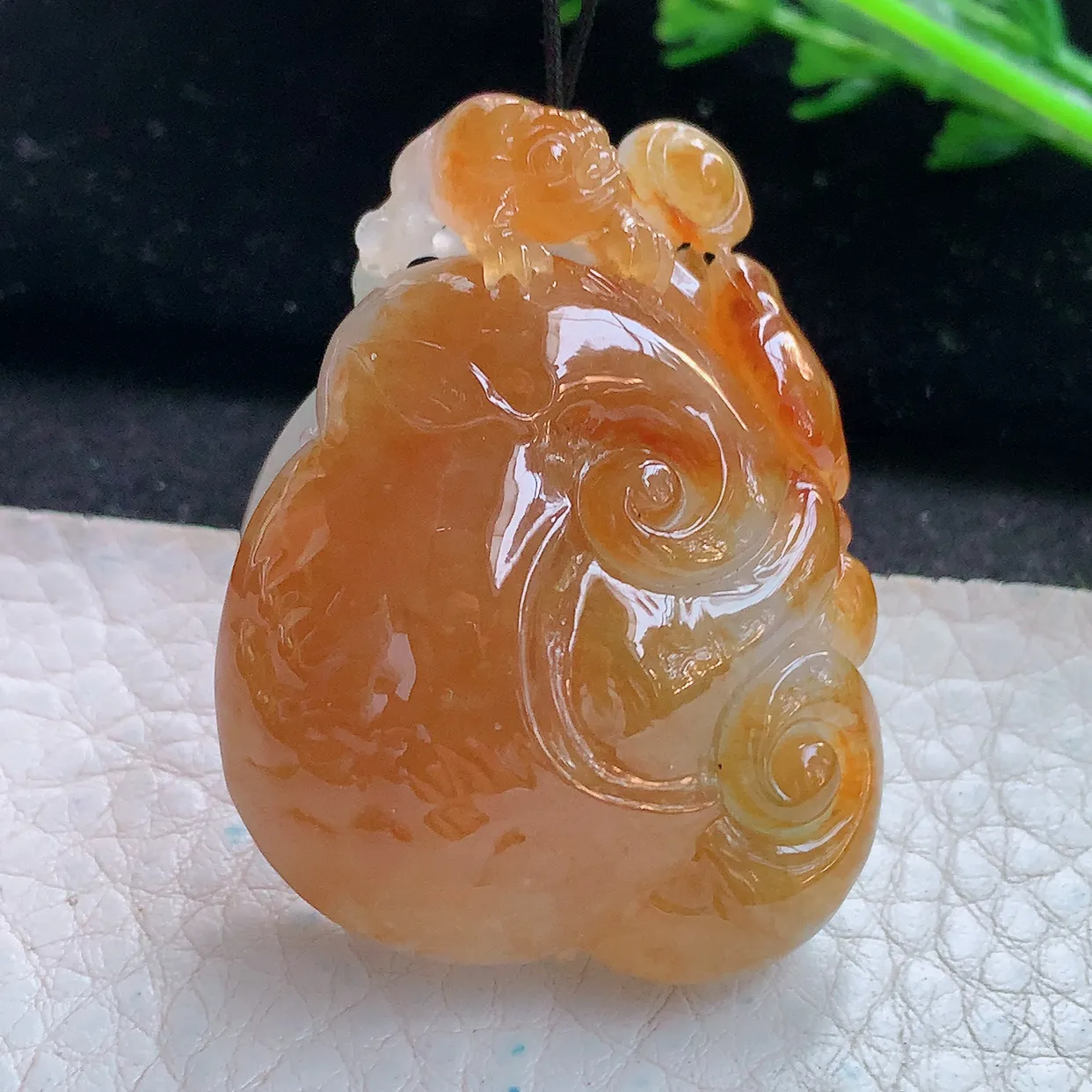 lz实拍44.2*33.9*16.5特色缅甸翡翠精雕冰双彩招财如意玉项坠 玉挂件