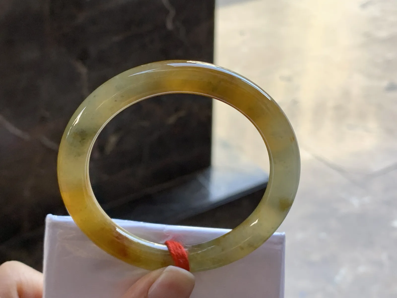 53-8.6

红翡圆条手镯^_^起光