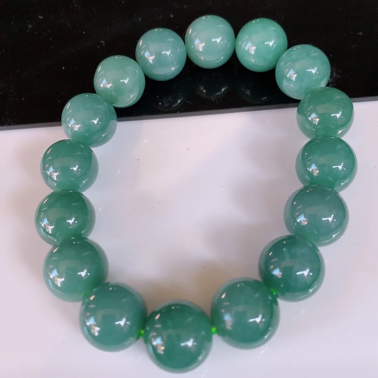 自然光实拍，冰润满色翡翠手串手链，种老水足，冰清玉润  颜色漂亮  #001.1取一尺寸13