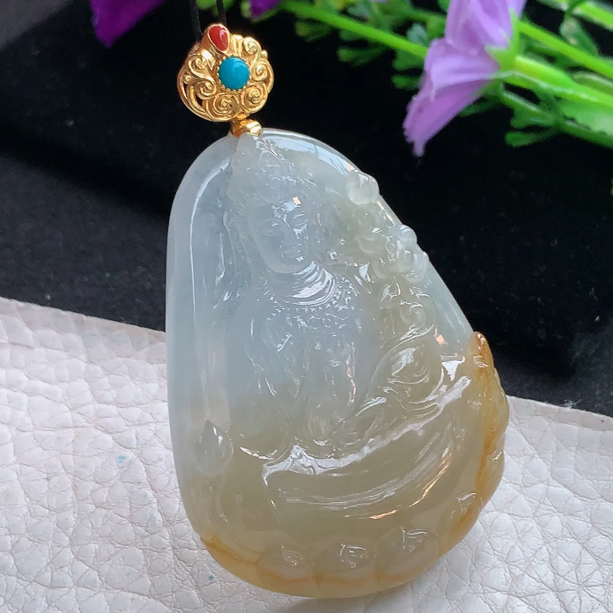 yl实拍裸石54.5*41*9缅甸翡翠精雕冰黄翡大势至观音菩萨吊坠 生肖守护神，18k金扣头