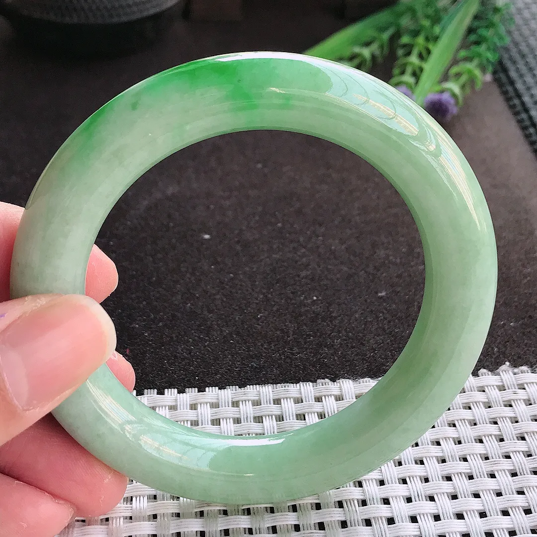 实拍翡翠A货56/11.3/11.5老坑精美温润满绿阳绿圆条手镯翡翠玉镯女款百搭