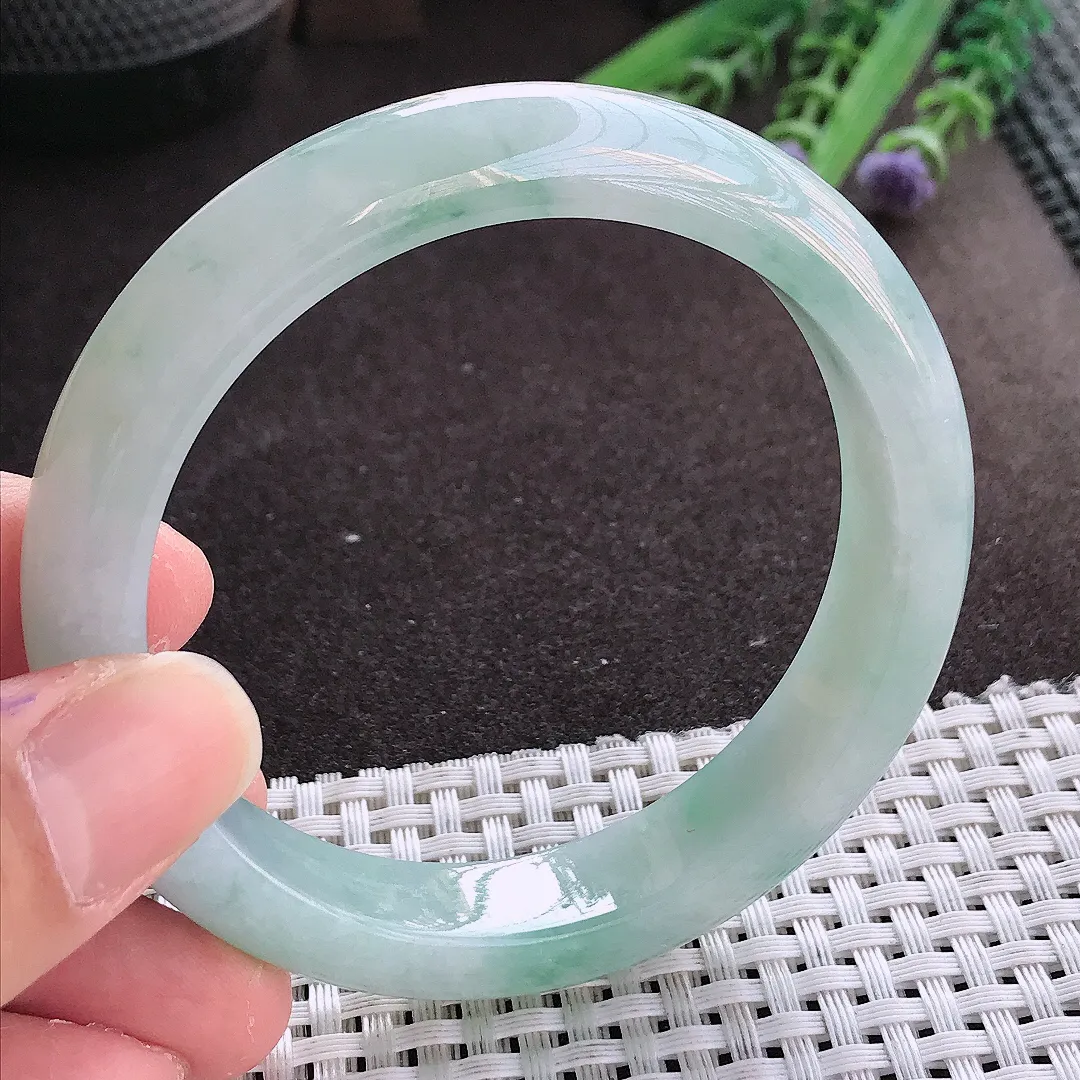 实拍翡翠A货58/12.7/8.5老坑冰润起胶飘绿手镯翡翠玉镯女款百搭