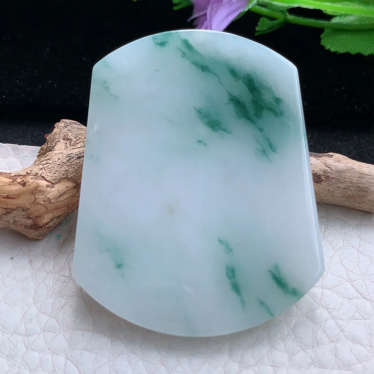 zen实拍55*43*4.8天然缅甸翡翠飘花平安无事牌吊坠 无字牌