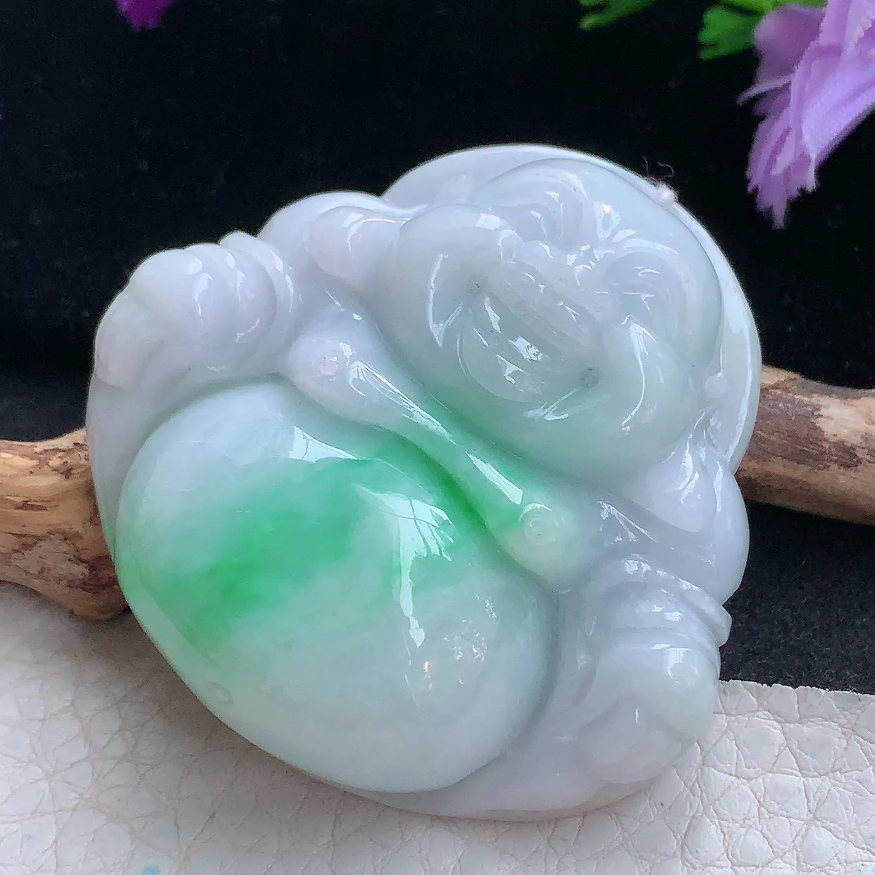 zen实拍41.2*46*12天然缅甸翡翠白底青飘绿大佛公吊坠 大肚弥勒佛像毛衣坠